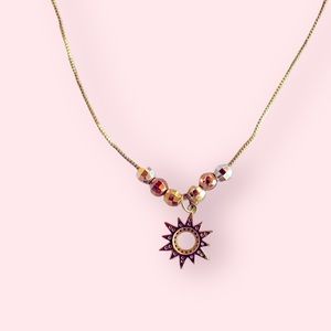 NWOT Stunning Gold Star Necklace NWOT. Beads Adjustable Chain New Condition
